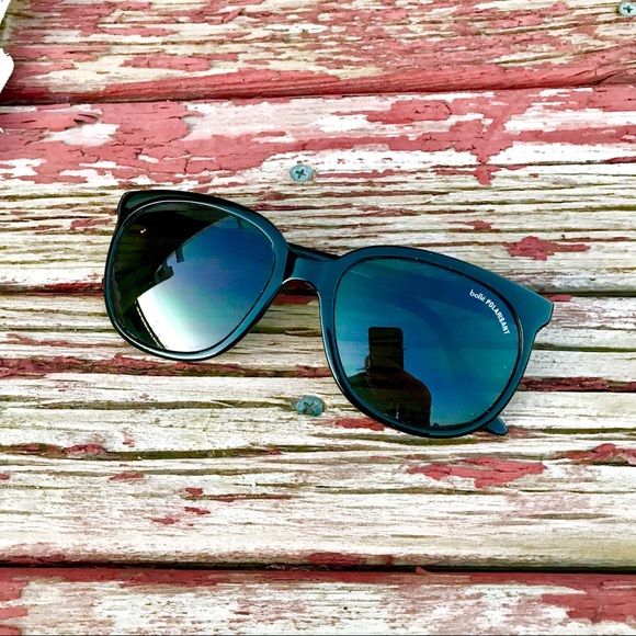 Bollé Accessories - VTG BOLLÉ POLARISANT FRENCH BLACK SUNGLASSES